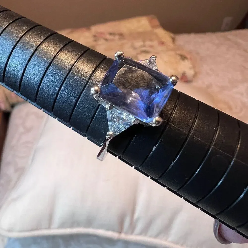 Cocktail ring purplish blue rectangle stone & trillion shaped crystals Sz 9 1/2